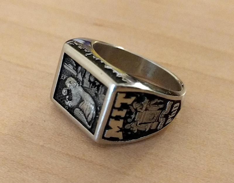 an MIT class ring
